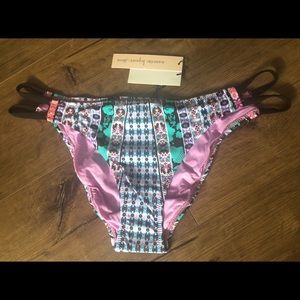Only 2 Left! NANETTE LEPORE-NWT Bikini Bottoms